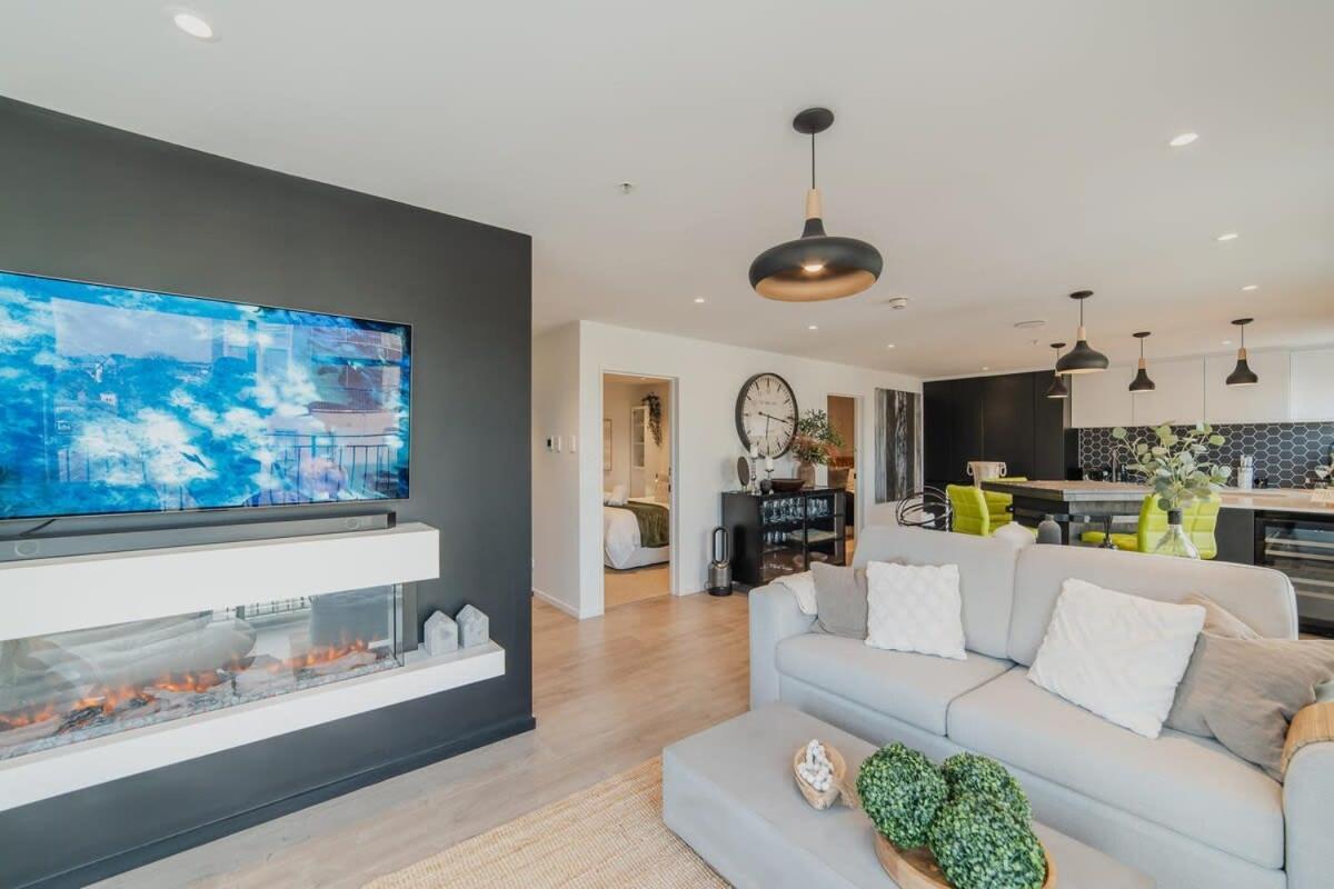Penthouse Perfection - 2Br Elegance On Worcester St Christchurch Luaran gambar