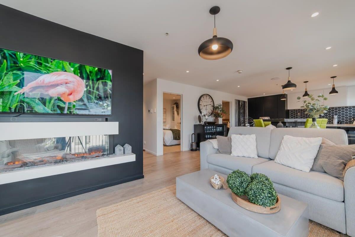 Penthouse Perfection - 2Br Elegance On Worcester St Christchurch Luaran gambar